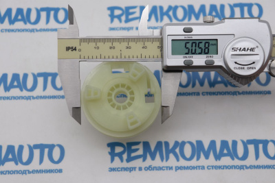 Ролик стеклоподъемника (катушка стеклоподъемника) 772408