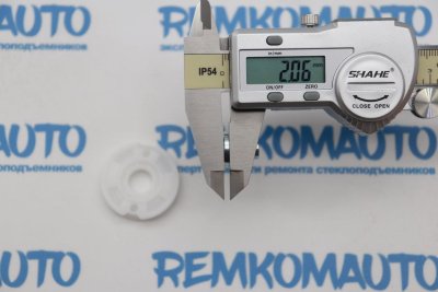 Обводной ролик стеклоподъёмника с клепкой 772494