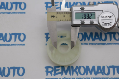 Ролик стеклоподъёмника (катушка стеклоподъемника) 772468