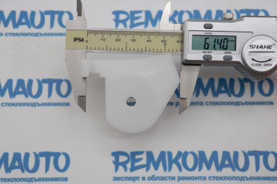 Держатель обводного ролика стеклоподъёмника 770908