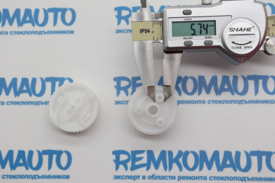 Комплект шестерен замка двери BMW (2 шт.) (перед. прав.) 771512