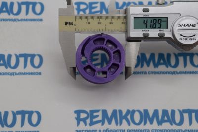 Ролик стеклоподъёмника (катушка стеклоподъемника) 770109