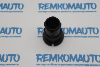 Кронштейн бокового зеркала двери Citroen C4 Picasso/C-Elysee/Peugeot 301 772846