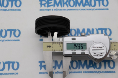 Ролик стеклоподъёмника (катушка стеклоподъемника) 770485