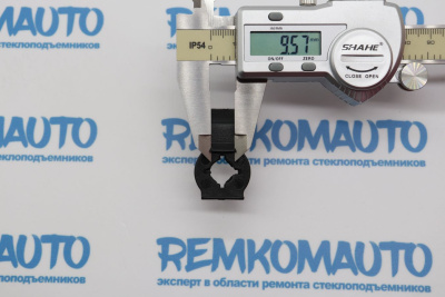 Фиксатор стекла стеклоподъёмника 770581