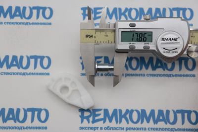 Обводной ролик стеклоподъёмника с клепкой 772283