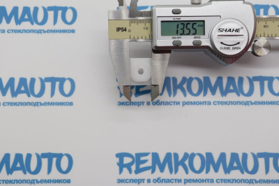 Фиксатор стекла Renault Kangoo 771718