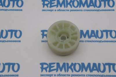 Ролик стеклоподъёмника (катушка стеклоподъемника) 776048