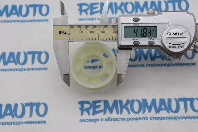 Ролик стеклоподъёмника (катушка стеклоподъемника) 772459