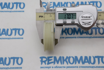 Ролик стеклоподъёмника (катушка стеклоподъемника) 772464