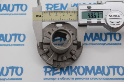 Кронштейн бокового зеркала двери Volkswagen Transporter T5/T6 770185