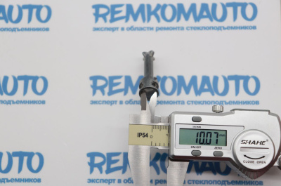 Шток личинки замка двери BMW 3-series E46 (перед. лев./прав.) 770645