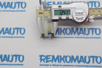 Шестерня замка двери Ford Tourneo Connect (перед. лев./прав.) 770722