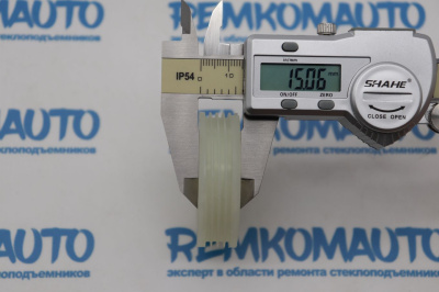 Ролик стеклоподъёмника (катушка стеклоподъемника) 771053