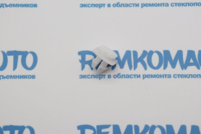 Фиксатор стекла Renault Kangoo 771718