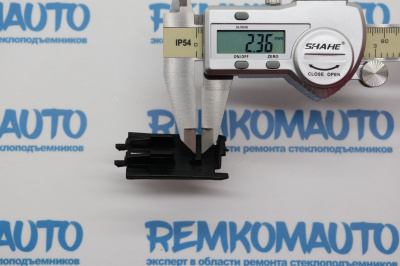 Фиксатор ручки двери Renault Master 3/Opel Movano 770555