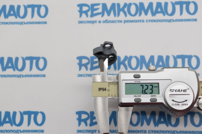 Фиксатор замка багажника Renault Clio 772295