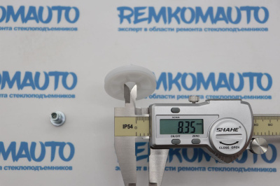 Обводной ролик стеклоподъёмника с клепкой 771334