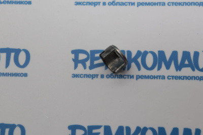 Стопорное кольцо личинки замка двери Volkswagen Golf 5/Golf 6 (перед. лев./прав.) 771599