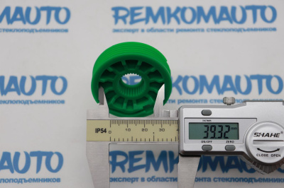 Ролик стеклоподъёмника (катушка стеклоподъемника) 770614