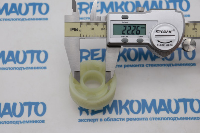 Ролик стеклоподъёмника (катушка стеклоподъемника) 771092