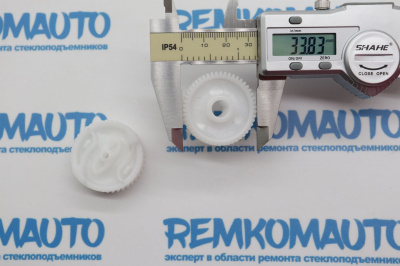 Комплект шестерен замка двери BMW (2 шт.) (перед. прав.) 771512