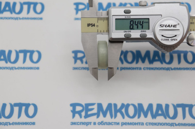 Ролик боковой сдвижной двери Ford C-Max/Mercedes Sprinter/Viano/Vito/Renault Master (Ø 6/25мм)770769