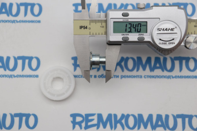 Обводной ролик стеклоподъёмника с клепкой 771335 Обводной ролик стеклоподъёмника с клепкой 771335