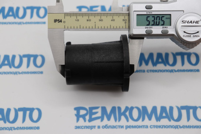 Кронштейн бокового зеркала двери Fiat 500/Freemont 772848