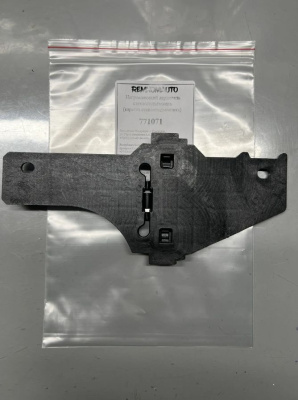 Направляющий держатель стеклоподъёмника (каретка стеклоподъемника) 771071