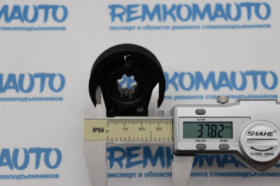 Ролик стеклоподъемника (катушка стеклоподъемника) 771756