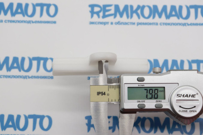 Фиксатор стекла стеклоподъёмника Toyota 771168