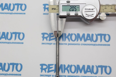 Шток личинки замка двери BMW 7-series E66 (перед. лев./прав.) 771473