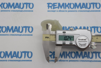 Держатель обводного ролика стеклоподъёмника 770837