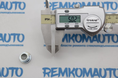 Обводной ролик стеклоподъёмника с клепкой 771333