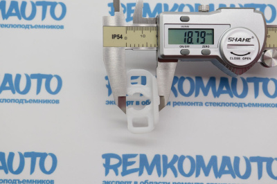 Фиксатор стекла стеклоподъёмника 771345