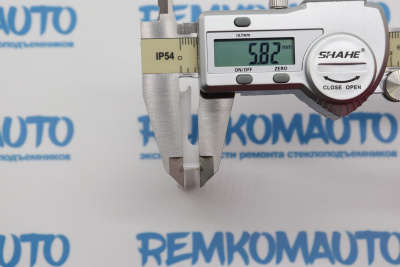 Держатель стекла (лопатка) стеклоподъёмника BMW 1-series E87 2004-2012 770589