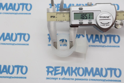 Фиксатор стекла стеклоподъёмника 770536