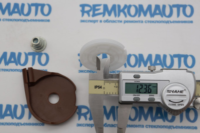 Обводной ролик стеклоподъёмника (комплект) 770609