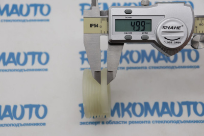 Ролик стеклоподъёмника (катушка стеклоподъемника) 770065