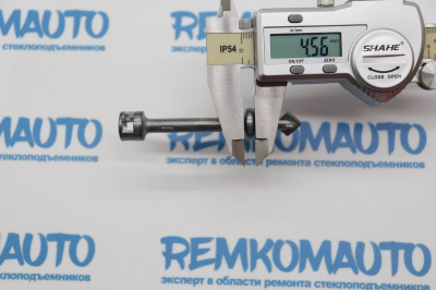 Шток личинки замка двери BMW X1 E84 (перед. лев./прав.) 771604