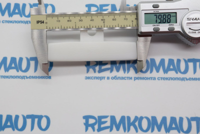 Держатель стекла (лопатка) стеклоподъёмника Toyota Corolla 771168