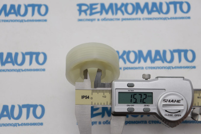 Ролик стеклоподъёмника (катушка стеклоподъемника) 772264