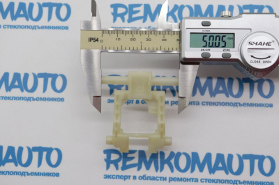 Фиксатор замка двери Volkswagen Caddy/Polo 4/Polo 5/Transporter T5/T6 772279