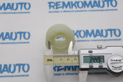 Ролик стеклоподъёмника (катушка стеклоподъемника) 772459