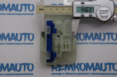 Направляющий держатель стеклоподъёмника (каретка стеклоподъемника) 770867