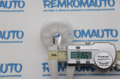 Ролик стеклоподъёмника (катушка стеклоподъемника) 771112