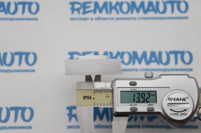 Ролик стеклоподъёмника (катушка стеклоподъемника) 770087