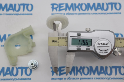 Обводной ролик стеклоподъёмника (комплект) 770334