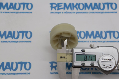 Ролик стеклоподъёмника (катушка стеклоподъемника) 770828